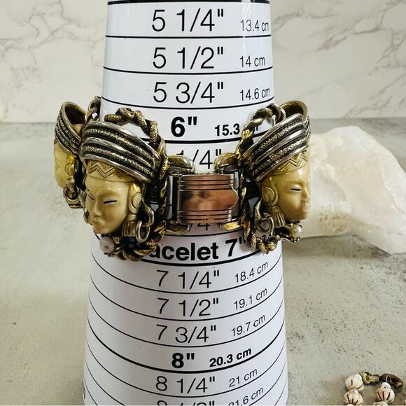 Selini Thai Princess Bracelet, Earrings Ring and Necklace set of 4 pieces - Picture 13 of 16